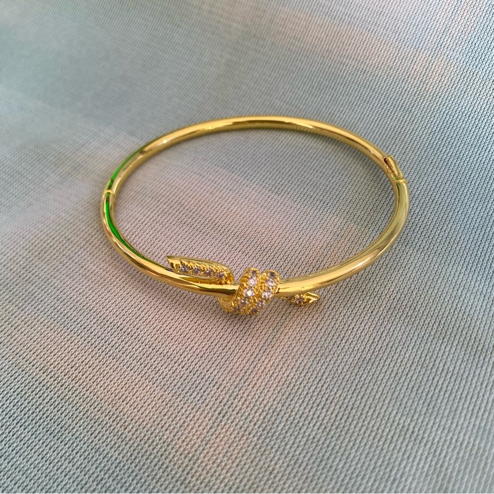 Tiffany & Co. 18k Gold Diamond Knot Bracelet